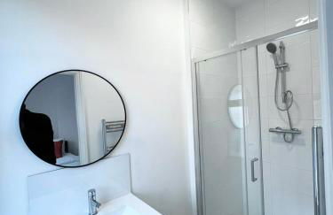 Spacious 4Bedroom - 10mins to London Bridge with Parking & Garden - Foto 35