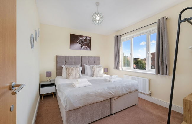 London Heathrow Living Holywell Serviced Houses - Photo 61