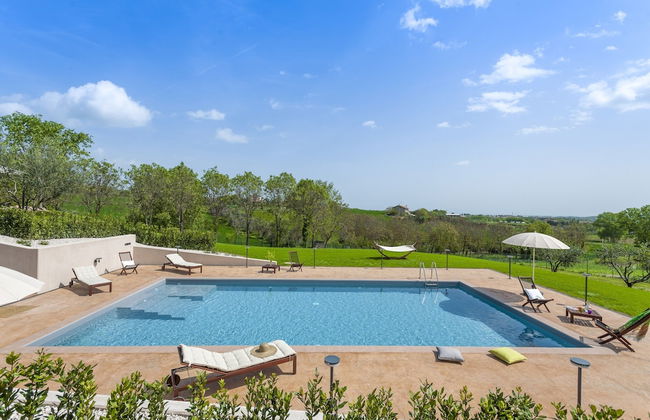 Inviting Holiday Home in San Costanzo With Swimming Pool - Foto 34