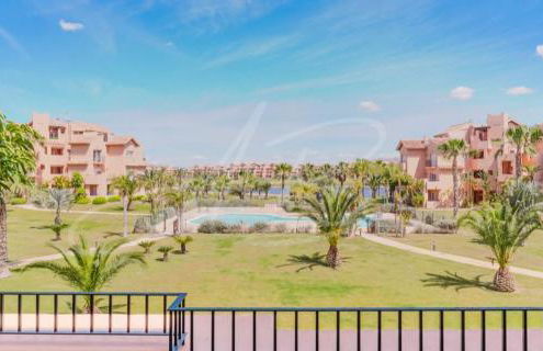 Luxury Renovated Apartment Stunning Views Pool and Golf resort 5star - Foto 18