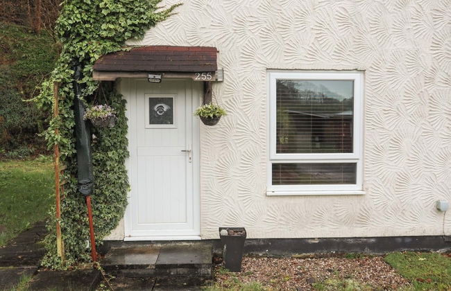 Cozy Cottage Retreat on Glan Gwna Holiday Park - Photo 25