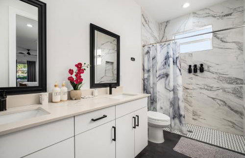 Luxe Comfy Villa, Pool, Location, Parking - Foto 28