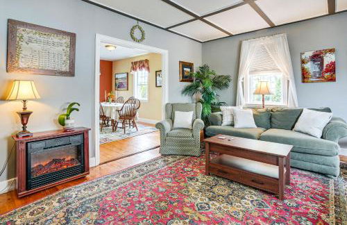 Walk to the T North Shore Retreat Near Salem Fun! - Foto 2