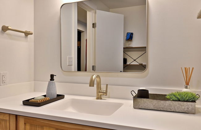 Fall Line Condo E1 1 Bedroom Condo - Photo 19