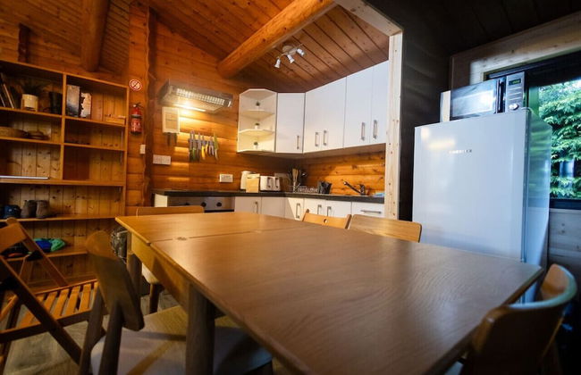 Rural 3 Bed Log Cabin Getaway - Foto 4