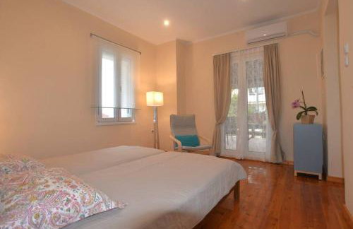 Bright and airy home 50 meters from the beach - Foto 16