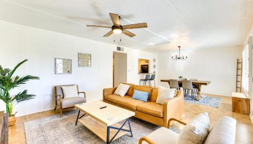 Pool Access! Family Retreat in Old Litchfield Park - Foto 1