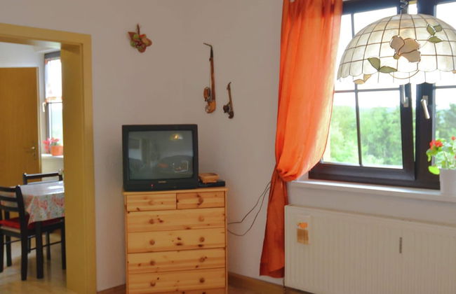 Small and Cozy Apartment in Frauenwald near Forest - Foto 6