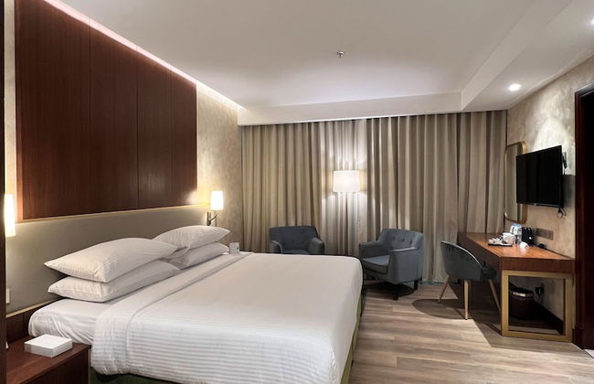 City Seasons Suites - Photo 13