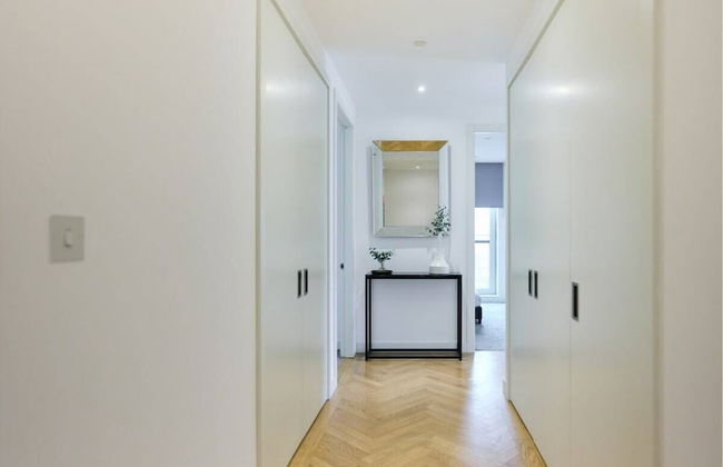 The Southwark Heights -modern 3-bedroom Flat With City Views - Photo 18