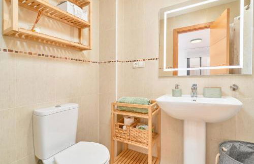 Amplio Ático De 2 Habitaciones - Photo 23