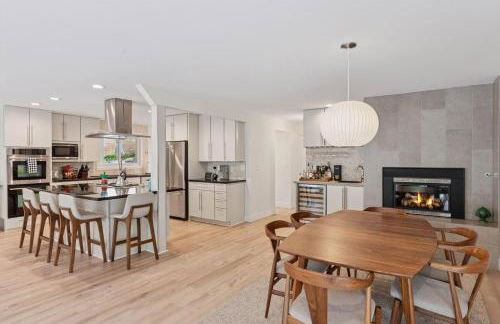 1010 Rosehill Dr - Photo 1