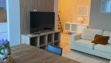 Bilocale di Prestigio a pochi passi a piedi dallo IEO 10 minuti in auto da HUMANITAS 15 minuti dal centro di Milano - Foto 3