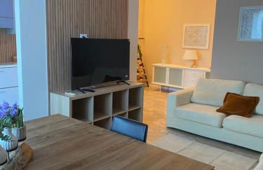 Bilocale di Prestigio a pochi passi a piedi dallo IEO 10 minuti in auto da HUMANITAS 15 minuti dal centro di Milano - Foto 3