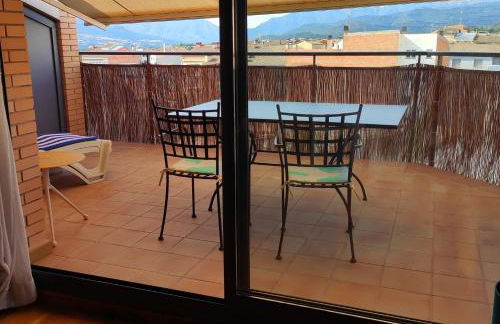 ACOGEDOR ÁTICO DÚPLEX EN TREMP - Foto 43