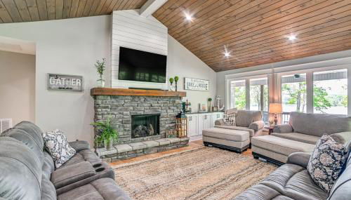 Modern Kentucky Lake Home with Deck, Dock, View - Foto 4