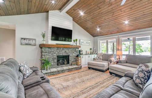 Modern Kentucky Lake Home with Deck, Dock, View - Foto 4