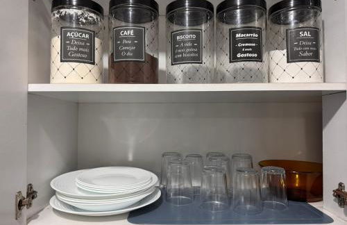 Cantinho Submarino, aproximadamente 10 minutos caminhando até a praia do Forte, com Ar condicionado - Photo 17