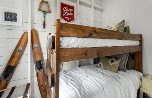 Waterfront Pickleball Court Wurstfest Stay - Foto 17