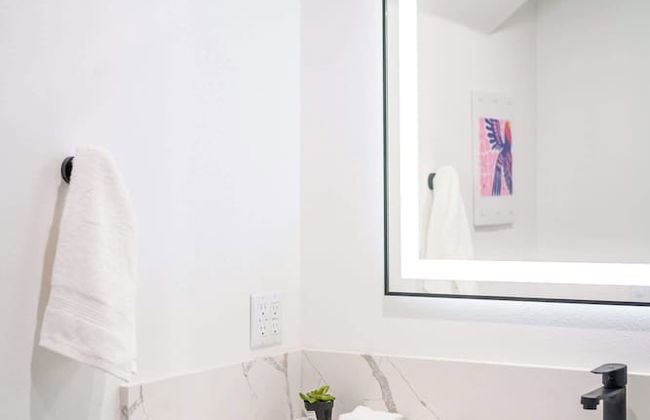 Not Affected by the Fire/modern 5BR Home With Parking, Near LA Attractions #4 - Foto 41