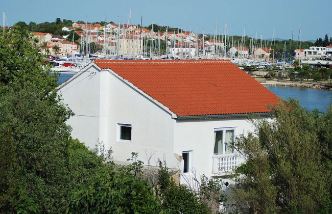 Charming Holiday House Antique, Sleeps 7 - Foto 1