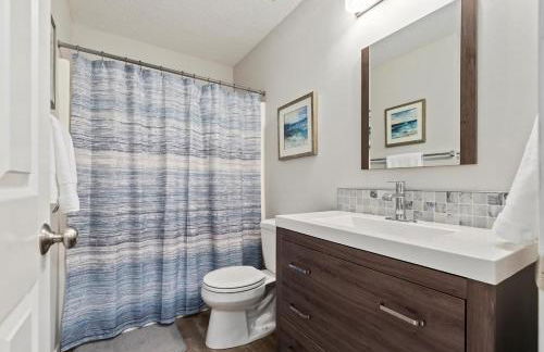 Urban Escape Steps to Downtown - Photo 24