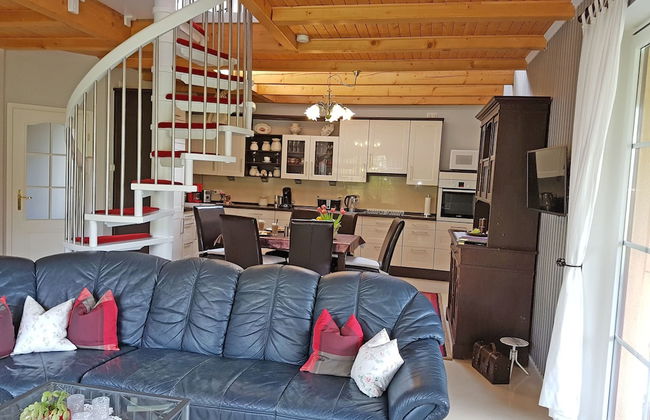 Reizendes Ferienhaus mit Swimmingpool Naehe Ostsee - Foto 8