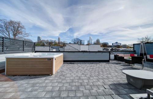 Modern Rooftop Townhome w Hot Tub & Skyline Views - Photo 44