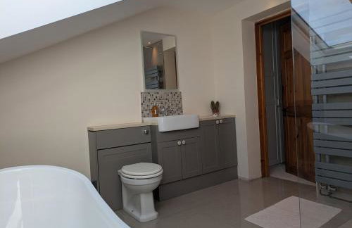 Beautiful Victorian Farmhouse - Foto 26