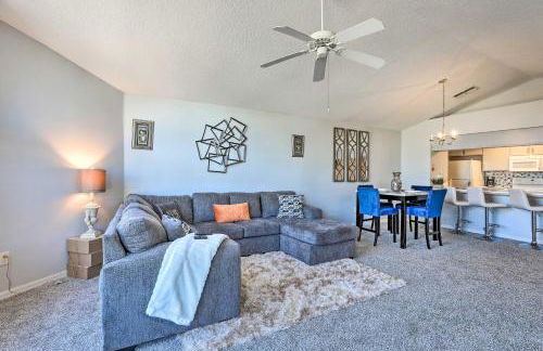 Less Than 8 Mi to Disney Getaway with Deck in Kissimmee! - Foto 5