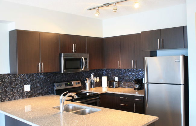 Icon 2 Apartments by Corporate Stays - Photo 15