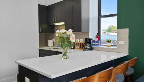 Spacious 3BR Retreat Near McCormick Place 2001 S State St 2A - Foto 5