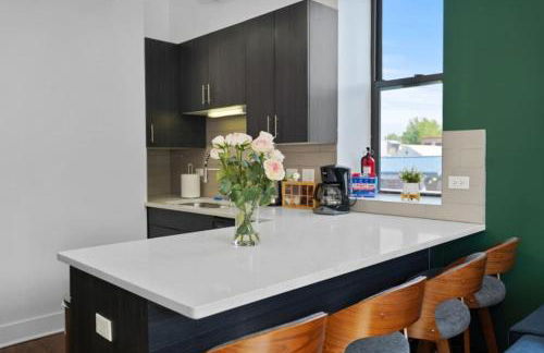 Spacious 3BR Retreat Near McCormick Place 2001 S State St 2A - Foto 5