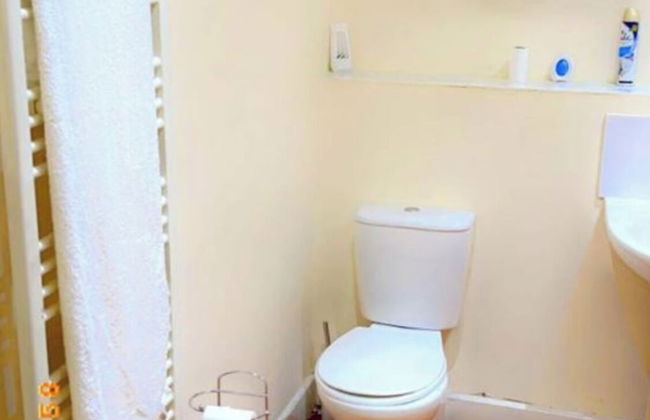 4 Guests - Petok - Parking - 35min Central London - Foto 10