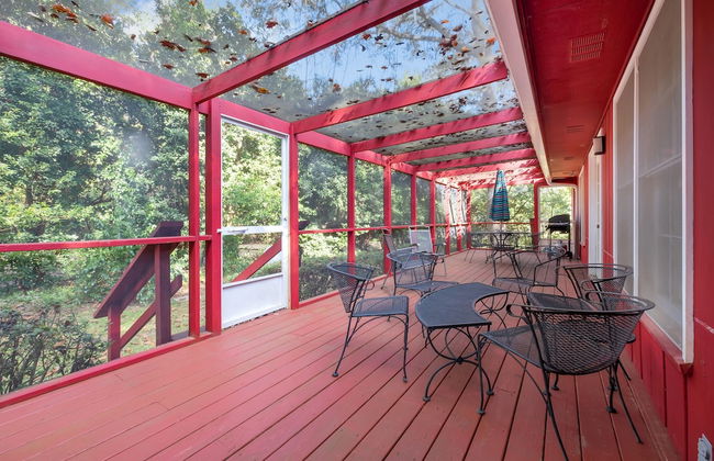 Hudson Manor 4 Bedroom Home by RedAwning - Foto 43