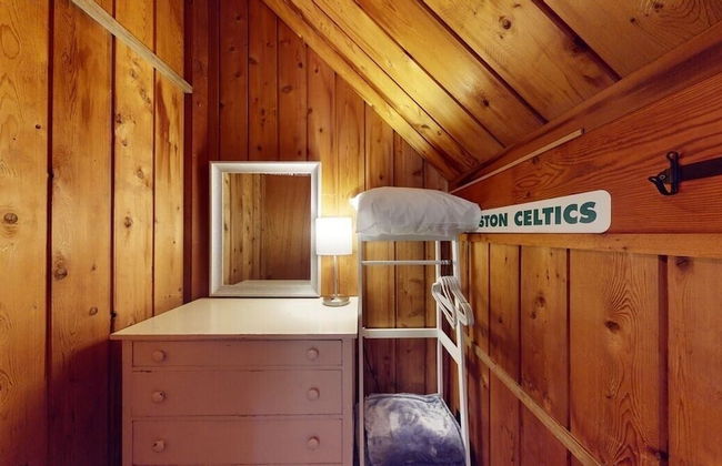 Treehouse Home Brought to you by GetAway Vacations - Photo 31