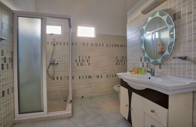 Hibiscus Villa - 5 Rooms - Photo 17