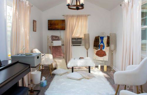 Home with Hot Tub, Playset and Grills in Clarksville! - Foto 30