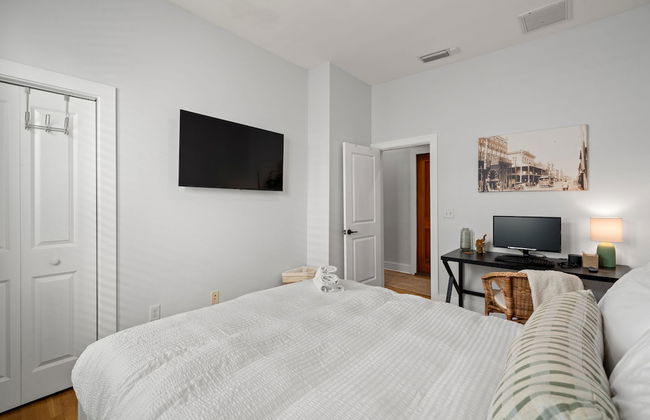 NEW Casa Fuente Ybor Bungalow Steps to 7th Ave - Foto 14