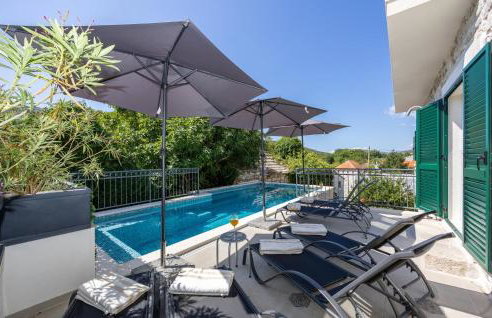 Lovely Home In Ostrvica - Photo 9