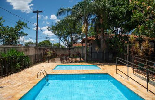 Apto com Piscina, Garagem e Ar Cond no Jardim Zara - Foto 25