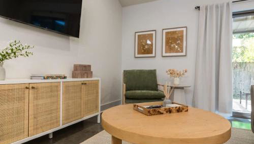 Modern King Bed Patio Central Lafayette - Foto 2