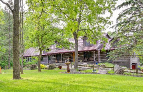 Custom-Built Clarklake Cabin: Sauna & Cold Plunge! - Photo 44