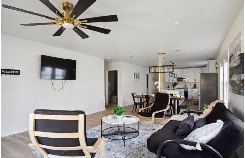 Stylish Spacious Comfort 4BR3BA Downtown Gem - Foto 5