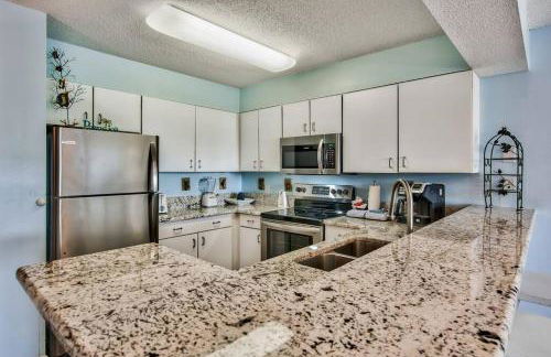 Pelican Beach Resort-Walkout Unit-On the Beach - Foto 14