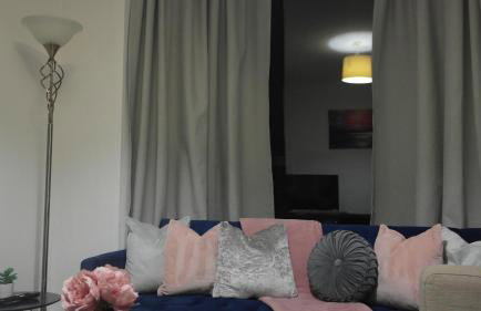 Newly Renovated 3 Bedroom House, 6 beds with 2 showers, near University Town Centre - Foto 33