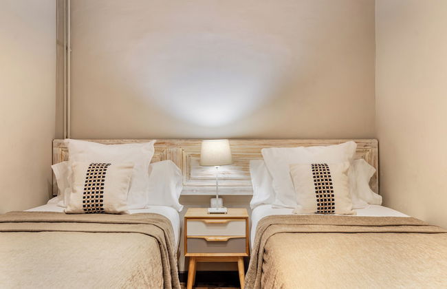 Fuster Apartments By Aspasios - Photo 20