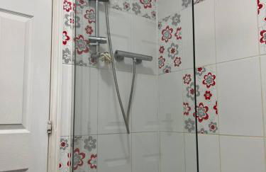 Etruria House - Near Water World, Festival Park and Bet365 - Foto 31