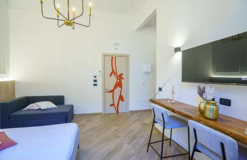 Lucy's Flowers - Photo 42