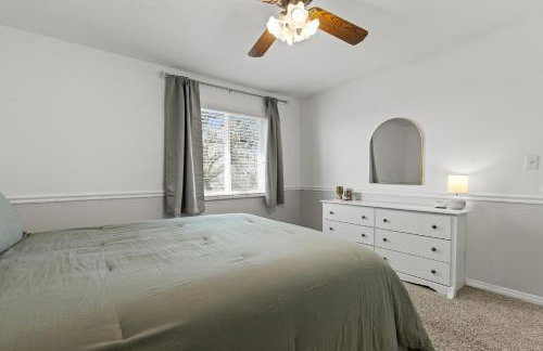 East Farmington Hideaway - Family Friendly Home - Foto 18